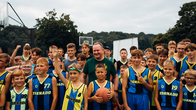 „Tornado” krepšinio mokyklos visuotinėje treniruotėje apsilankęs K. Maksvytis: ši mokykla tapo tvaria Lietuvos krepšinio sistemos dalimi